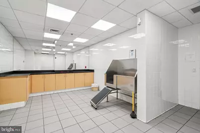 1425 Locust Street #5F, Philadelphia, PA 19102 - Photo 28