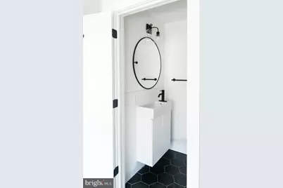 2121 E Dauphin Street, Philadelphia, PA 19125 - Photo 4