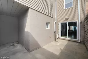 2537 Salmon St, Philadelphia, PA 19125 - Photo 16