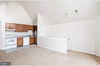 3801 Spring Garden Street #208, Philadelphia, PA 19104 - Photo 2