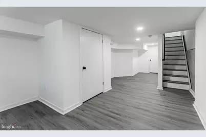 912 N 30th Street, Philadelphia, PA 19130 - Photo 14