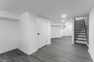 912 N 30th St, Philadelphia, PA 19130 - Photo 14