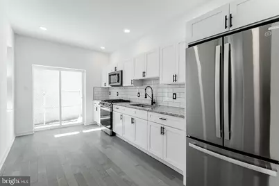 912 N 30th Street, Philadelphia, PA 19130 - Photo 6