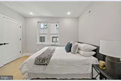 1812 E Moyamensing Avenue #B, Philadelphia, PA 19148 - Photo 12