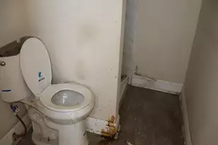 2224 W Montgomery Ave, Philadelphia, PA 19121 - Photo 12