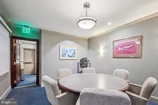 1710 Locust St, Philadelphia, PA 19103 - Photo 24