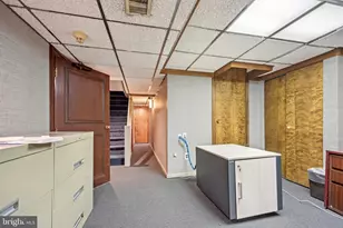 1710 Locust St, Philadelphia, PA 19103 - Photo 70