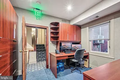 1710 Locust Street, Philadelphia, PA 19103 - Photo 48