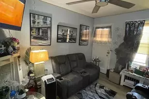 1604 S 56th St, Philadelphia, PA 19143 - Photo 2