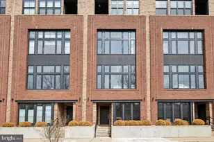 4584 Riverside Way, Philadelphia, PA 19127 - Photo 2