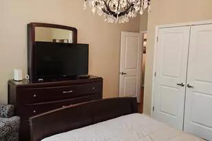 1023 Clinton St, Philadelphia, PA 19107 - Photo 10