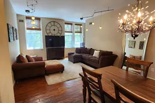1023 Clinton St, Philadelphia, PA 19107 - Photo 2