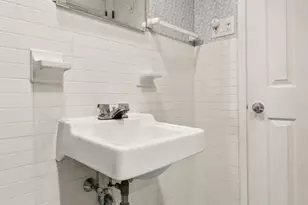 2304 Waverly St, Philadelphia, PA 19146 - Photo 20