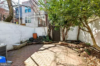 2304 Waverly Street, Philadelphia, PA 19146 - Photo 6