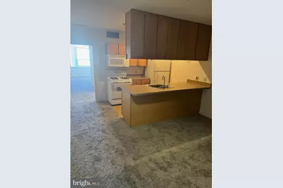 1100 Vine Street #P215, Philadelphia, PA 19107 - Photo 2