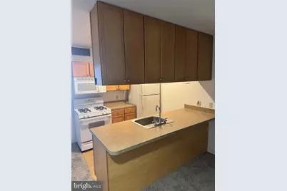 1100 Vine Street #P215, Philadelphia, PA 19107 - Photo 4