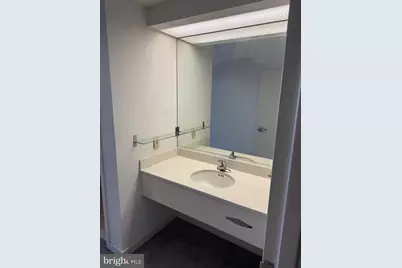 1100 Vine Street #P215, Philadelphia, PA 19107 - Photo 10