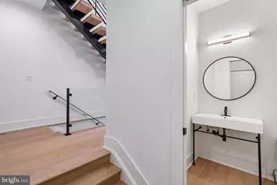 250 N 2nd St, Philadelphia, PA 19106 - Photo 4
