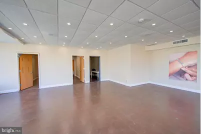 5000 City Avenue, Philadelphia, PA 19131 - Photo 8