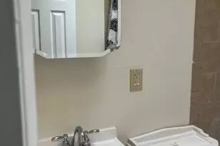 2424 S Millick St, Philadelphia, PA 19142 - Photo 12