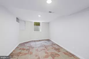 2303 Christian St, Philadelphia, PA 19146 - Photo 20