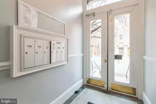 1016 Spruce St, Philadelphia, PA 19107 - Photo 2