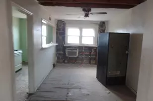 2840 Fanshawe St, Philadelphia, PA 19149 - Photo 6