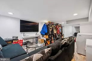 4534 Fernhill Rd, Philadelphia, PA 19144 - Photo 32