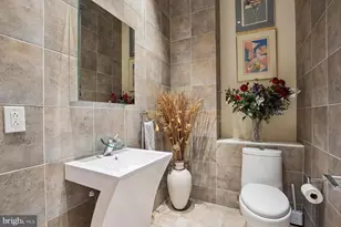 421 Chestnut St, Philadelphia, PA 19106 - Photo 4