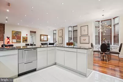 421 Chestnut Street #402, Philadelphia, PA 19106 - Photo 8