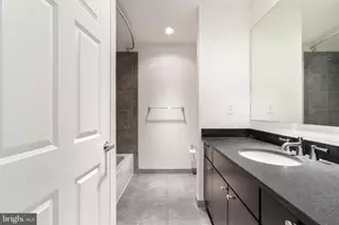 22 S Front St, Philadelphia, PA 19106 - Photo 32