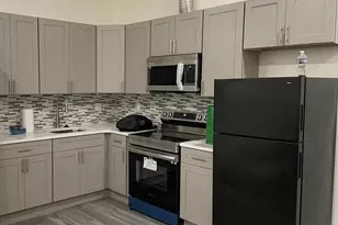 910 Arch St, Philadelphia, PA 19107 - Photo 2