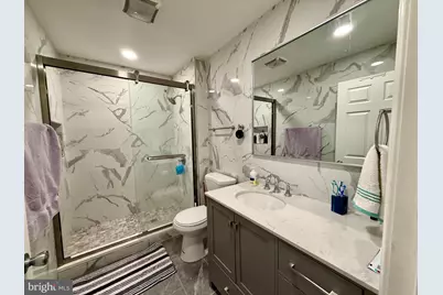 910 Arch Street #2F, Philadelphia, PA 19107 - Photo 14