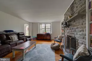 3425 W School House Ln, Philadelphia, PA 19129 - Photo 10