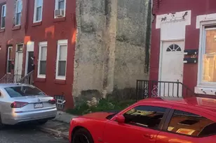2364 N Bouvier St, Philadelphia, PA 19132 - Photo 2