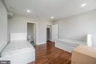 2031 N 8th St, Philadelphia, PA 19122 - Photo 12