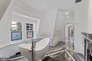 2013 Delancey Pl, Philadelphia, PA 19103 - Photo 46