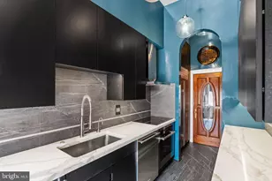 2013 Delancey Pl, Philadelphia, PA 19103 - Photo 20