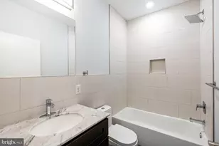 1752 N Marshall St, Philadelphia, PA 19122 - Photo 8