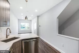 1752 N Marshall St, Philadelphia, PA 19122 - Photo 6