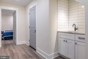 101 E Phil Ellena St, Philadelphia, PA 19119 - Photo 16