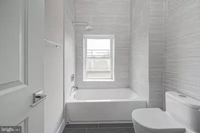 1070 N Front Street, Philadelphia, PA 19123 - Photo 28