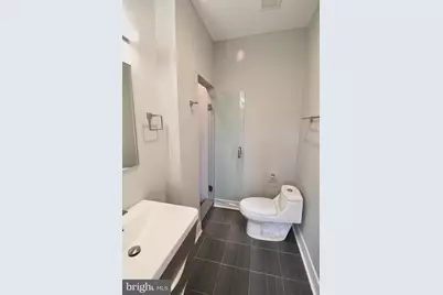 1642 Cambridge Street #B, Philadelphia, PA 19130 - Photo 4