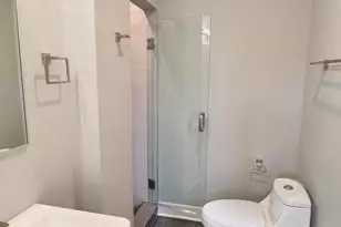 1642 Cambridge St, Philadelphia, PA 19130 - Photo 4