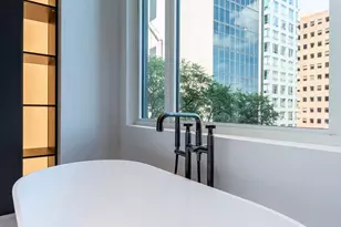 223 S 6th St, Philadelphia, PA 19106 - Photo 42