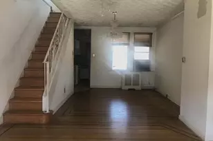 2054 Anchor St, Philadelphia, PA 19124 - Photo 6