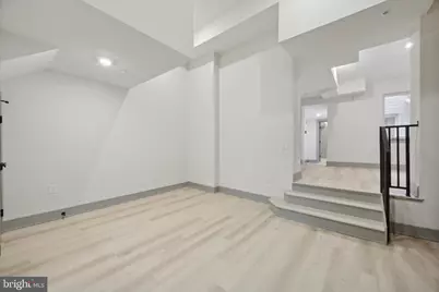 251 S 12th St #1, Philadelphia, PA 19107 - Photo 6