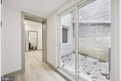 251 S 12th St #1, Philadelphia, PA 19107 - Photo 12