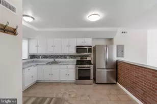 2429 N 10th St, Philadelphia, PA 19133 - Photo 26