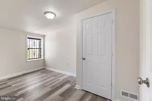 2429 N 10th St, Philadelphia, PA 19133 - Photo 32